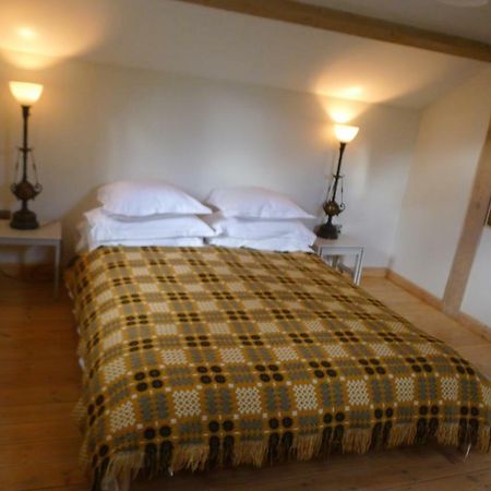 Appartement Glanwye à Hay-On-Wye Extérieur photo
