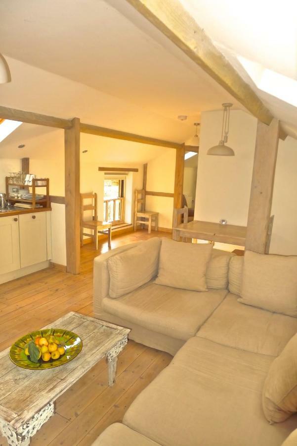 Appartement Glanwye à Hay-On-Wye Extérieur photo